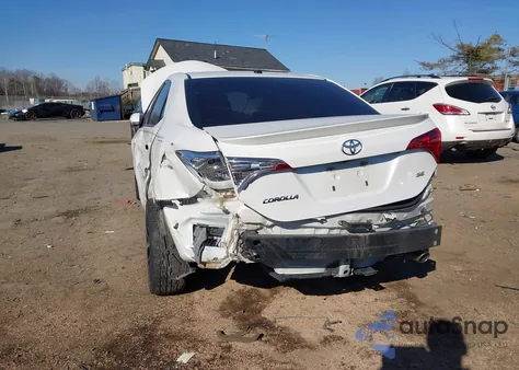 2018 Toyota Corolla Se z USA, uszkodzony, nr VIN 5YFBURHE2JP782973